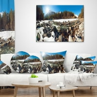 Дизайнарт Баскан планинска река през зимата - пейзажна печатна възглавница за хвърляне - 16х16